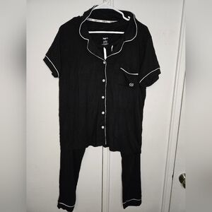 Born Black and White Women's Pajama Set